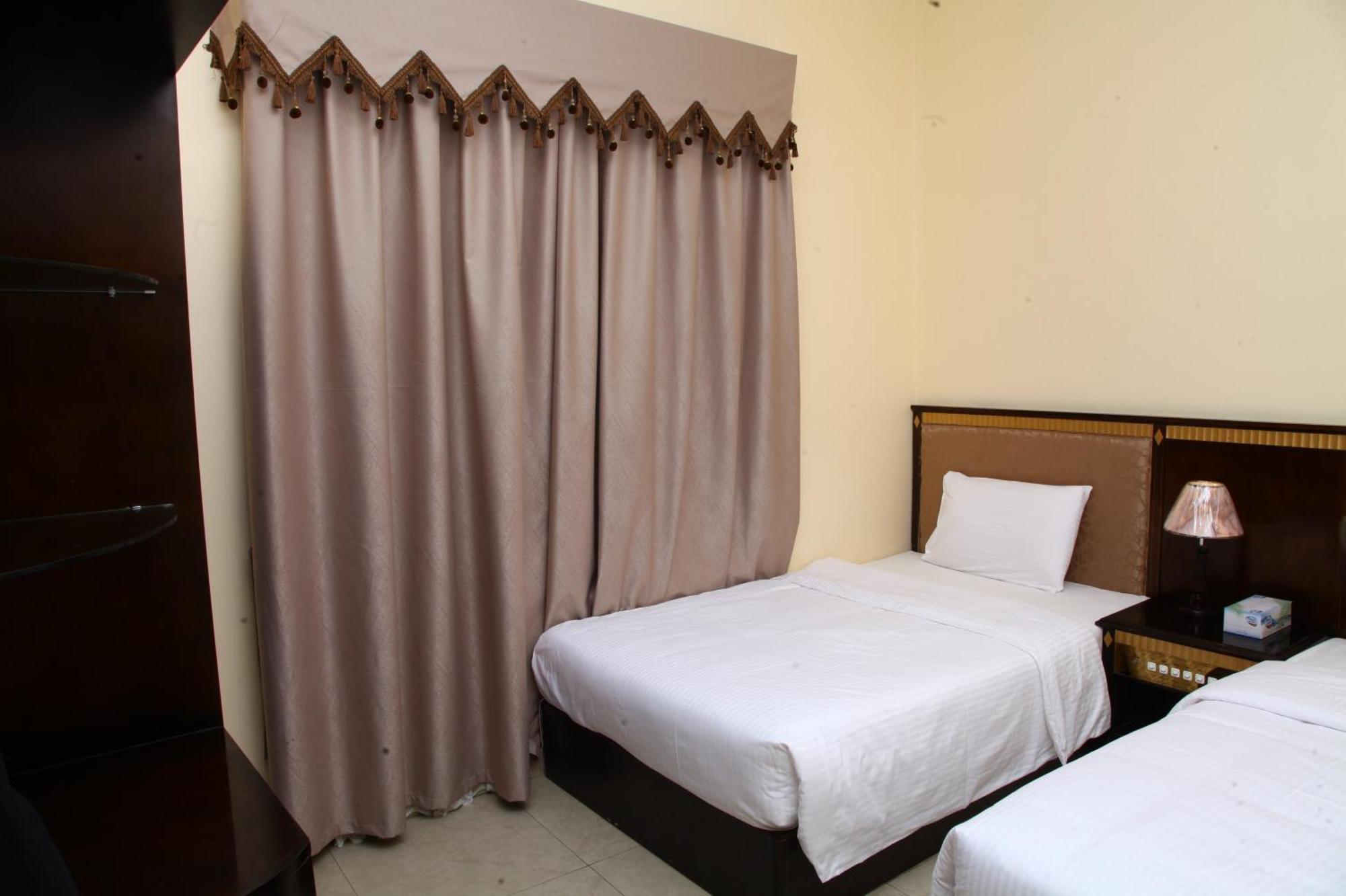 Dream Palace Hotel Ajman Exteriör bild