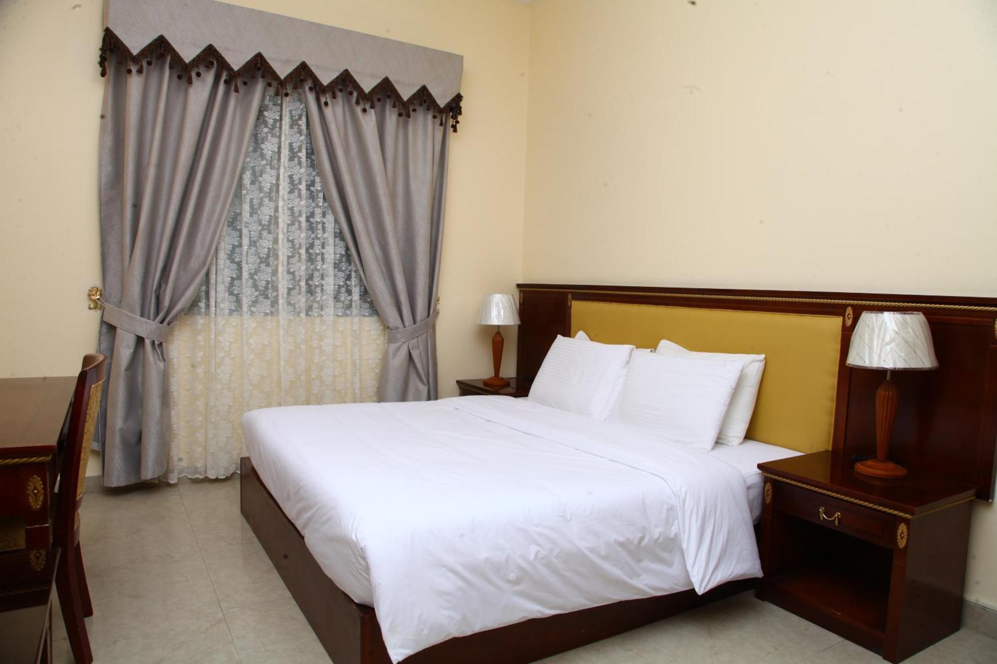 Dream Palace Hotel Ajman Exteriör bild